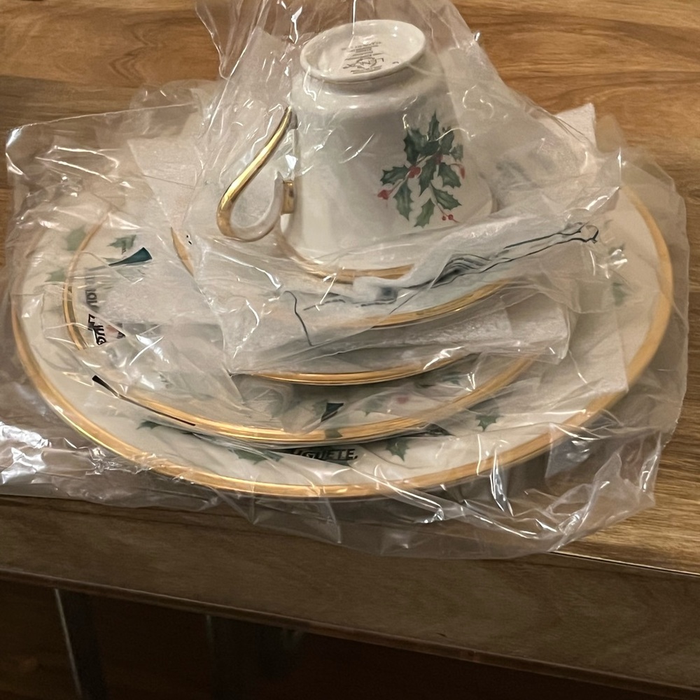 Lenox Holiday 5-Piece Set